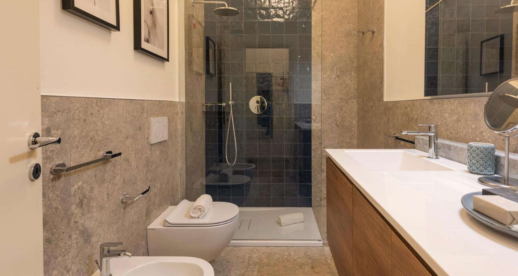Charming Joivy Flat Next To Duomo Di Como Exterior photo