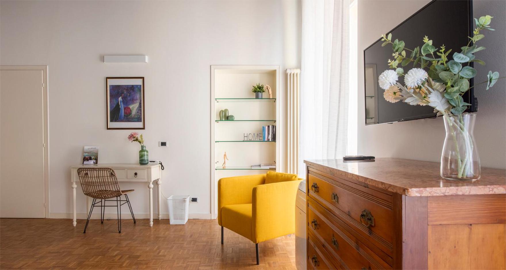 Charming Joivy Flat Next To Duomo Di Como Exterior photo