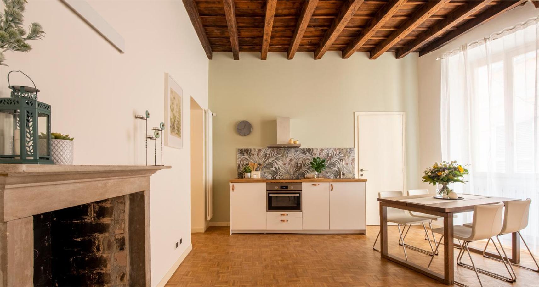 Charming Joivy Flat Next To Duomo Di Como Exterior photo