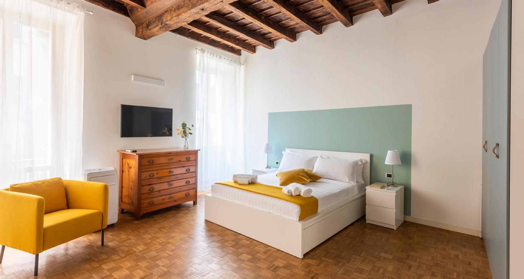 Charming Joivy Flat Next To Duomo Di Como Exterior photo